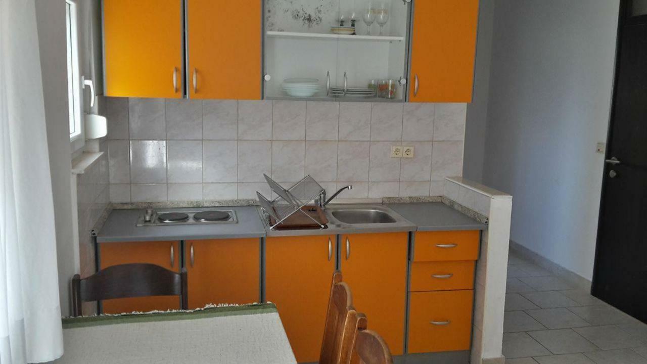 Apartments Luki Trogir Eksteriør bilde